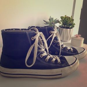 Converse size 6